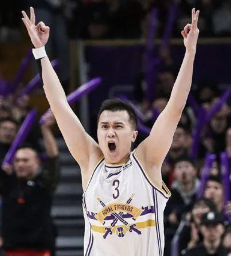 包含张帆22分北控力克深圳库马杰15+12山东胜江苏的词条