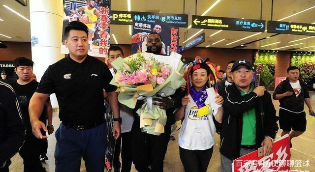 西雅图海湾者主场氛围火爆，球迷热情助阵的简单介绍