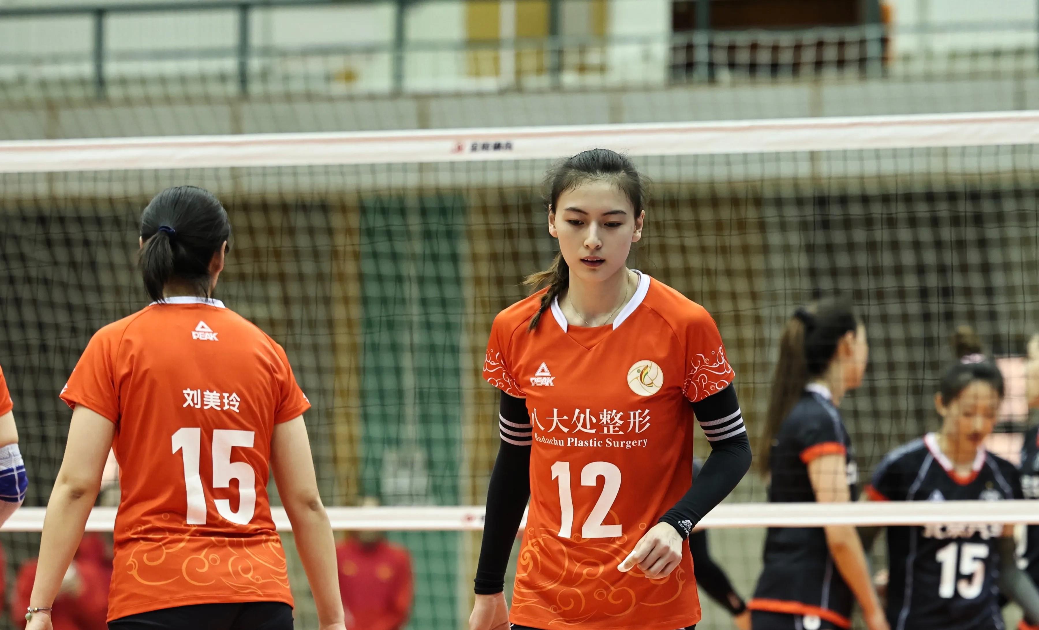 关于中国女排晋级占主动!总决赛名额之争白热化2队提前入围的信息