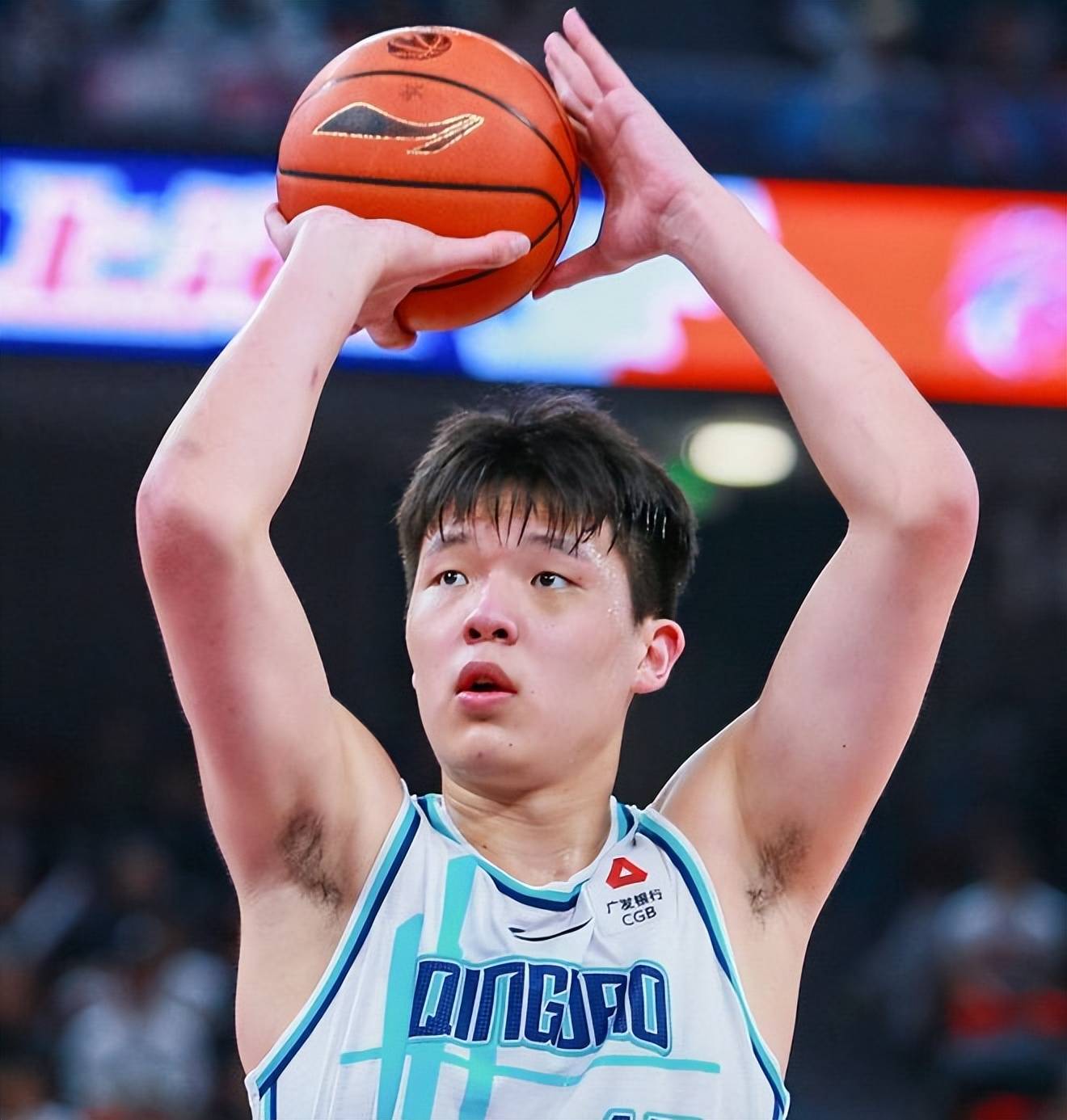 杨瀚森15分三分6中3均创新高！开拓者险胜鹈鹕的简单介绍
