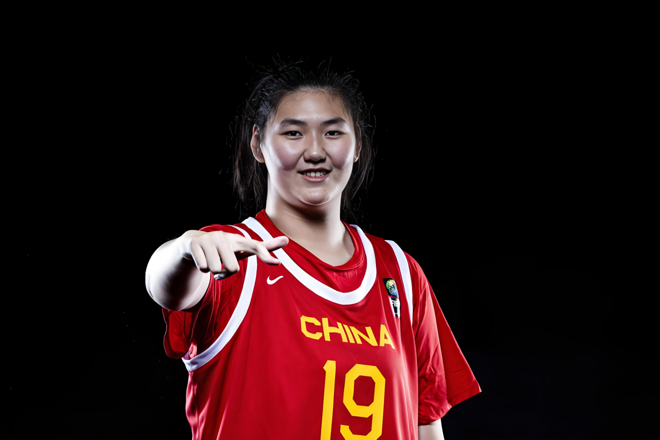 关于组图：中国女篮备战波黑宫鲁鸣给张子宇开小灶的信息