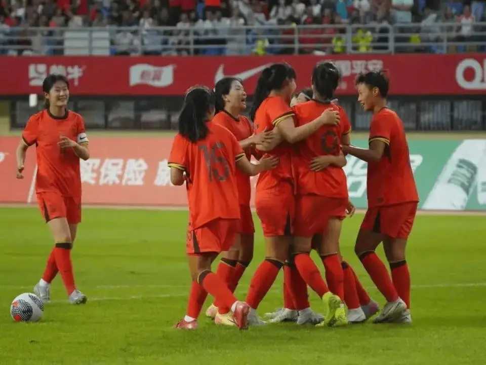 关于女足精英团队决战赛场！的信息