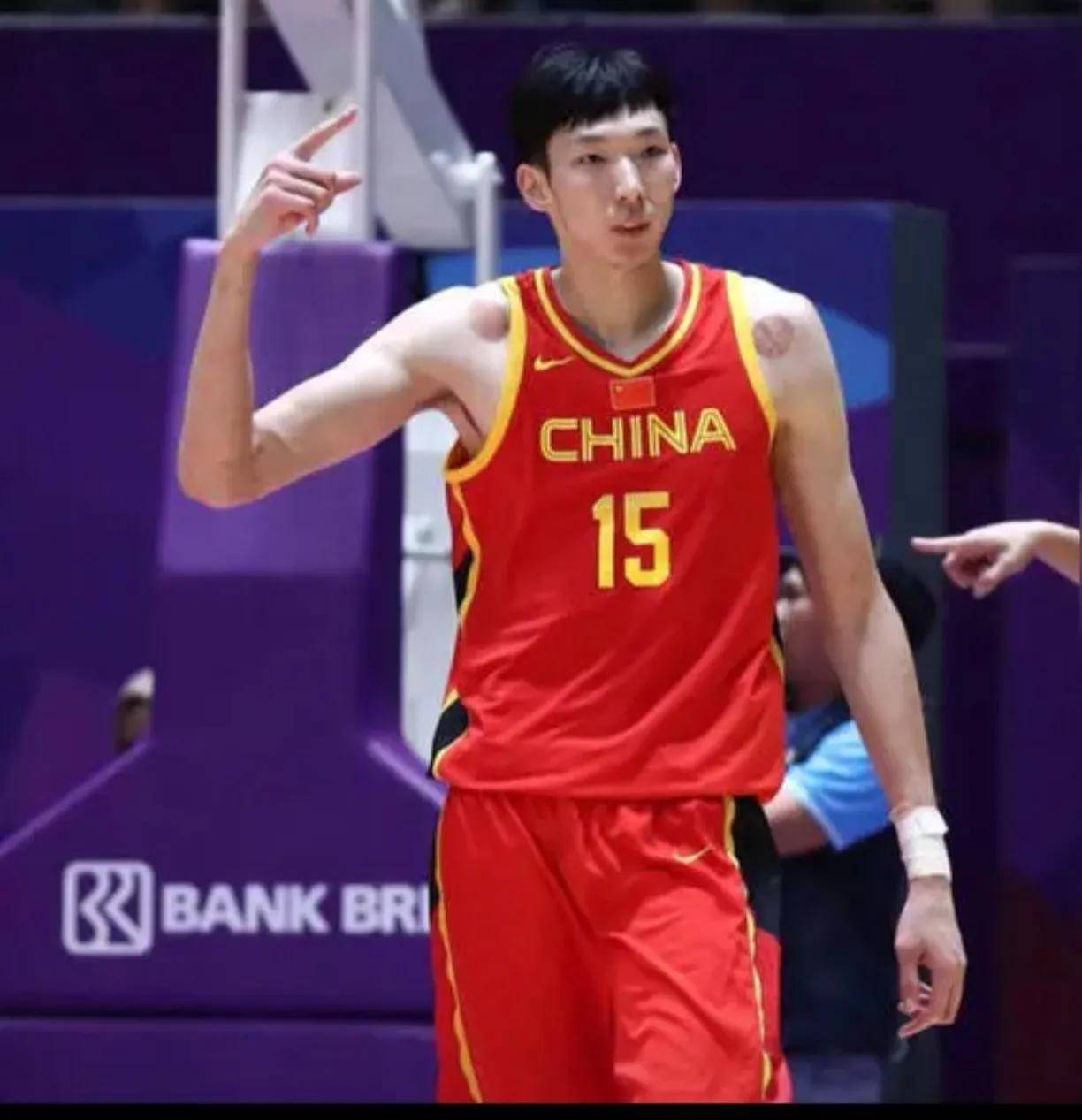 包含中国男篮NBA夏联集锦周琦17分9板，中国男篮胜黄蜂的词条